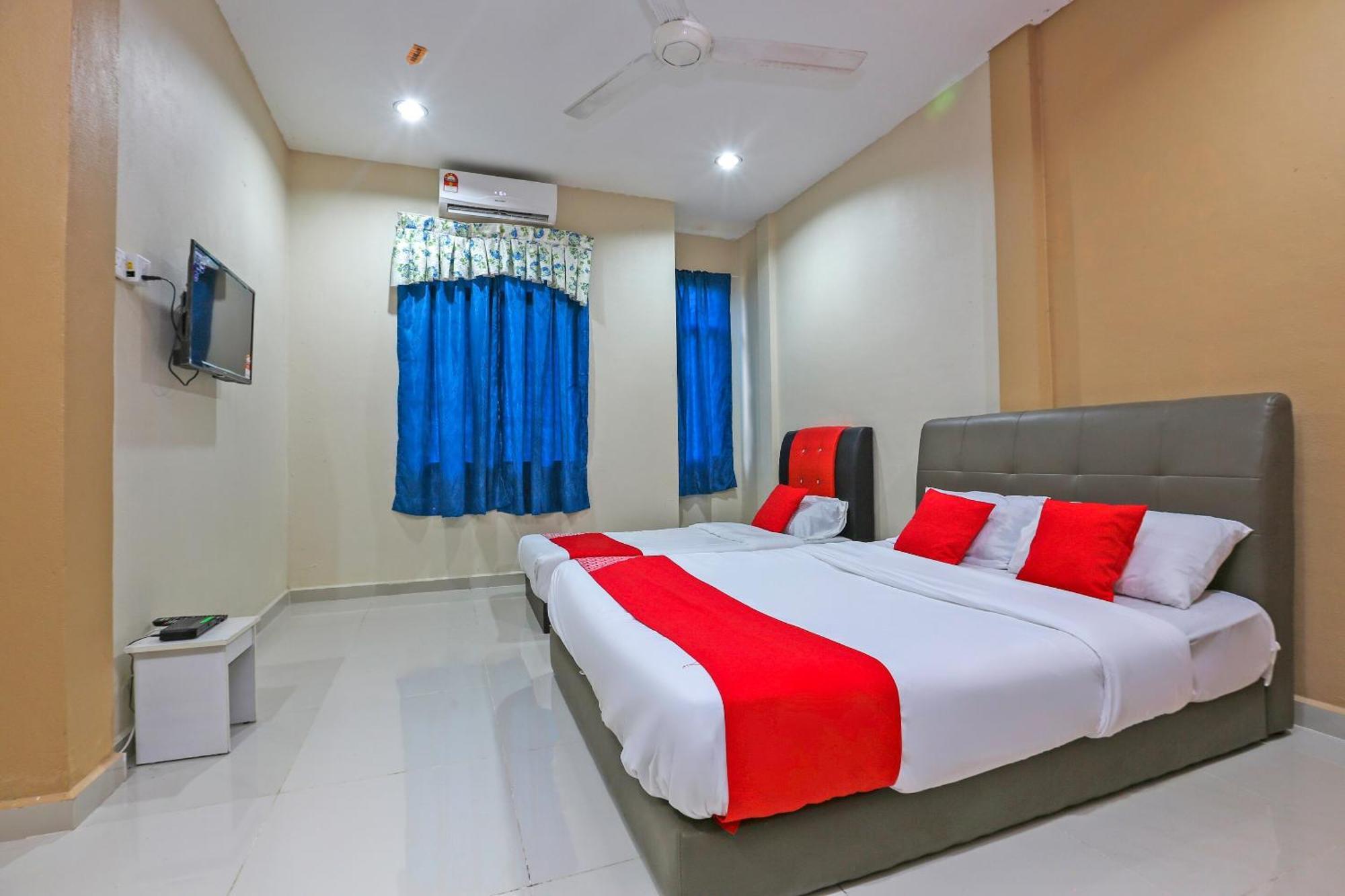 Oyo 89933 Nun Hotel Jeli Экстерьер фото