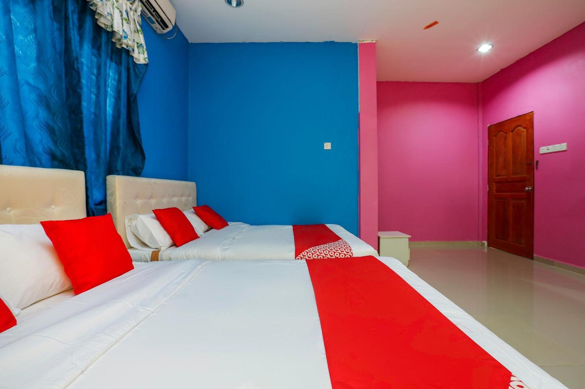Oyo 89933 Nun Hotel Jeli Экстерьер фото