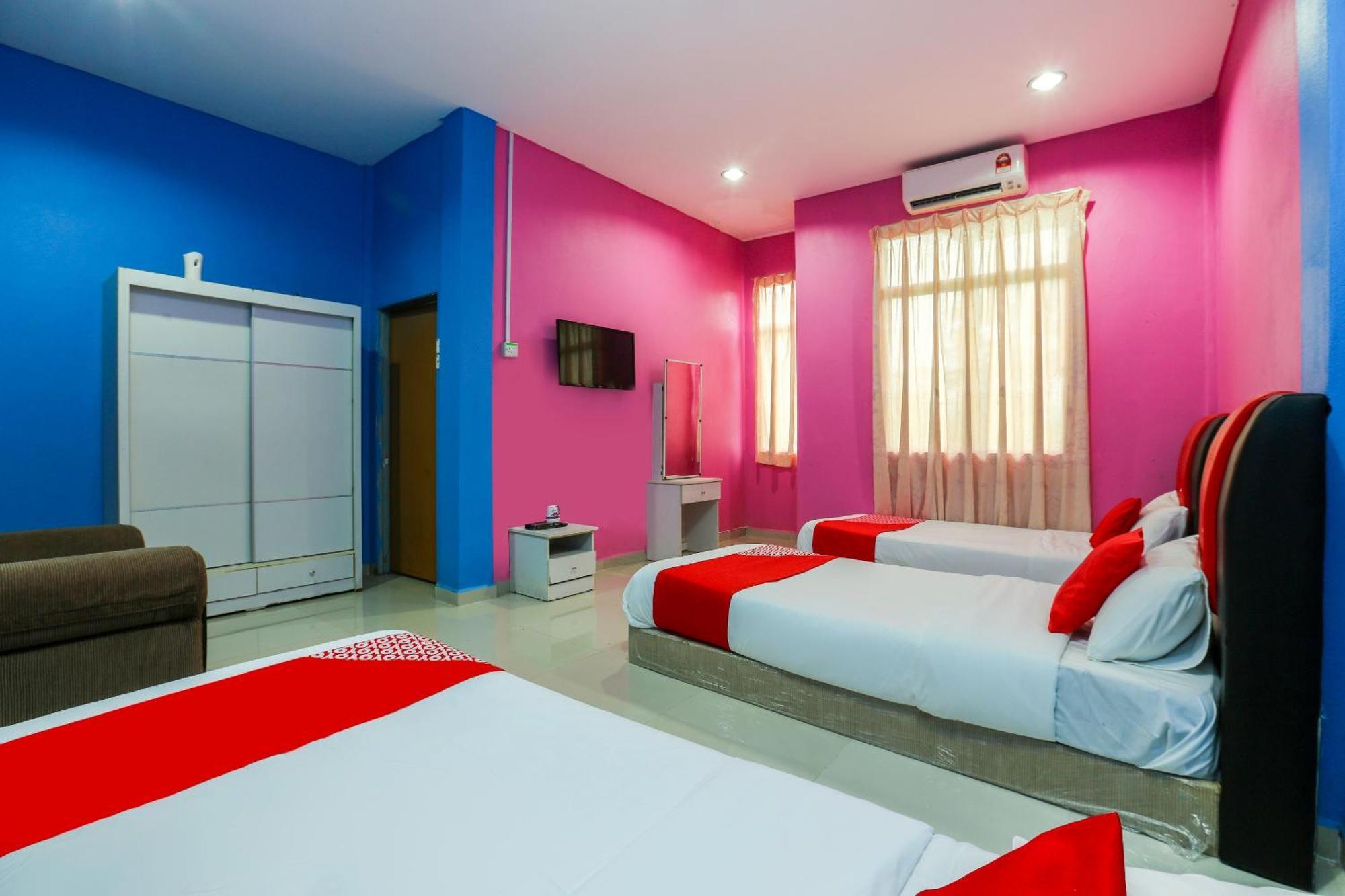 Oyo 89933 Nun Hotel Jeli Экстерьер фото
